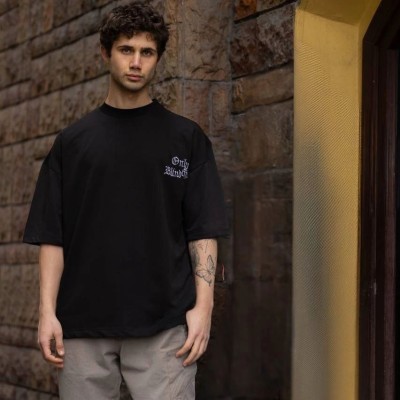 Erkek Kısa Kol Yazlık Tişört Bisiklet Yaka Baskılı Oversize T-Shirt - Siyah Erkek Kısa Kol Yazlık Tişört Bisiklet Yaka Baskılı Oversize T-Shirt - Siyah