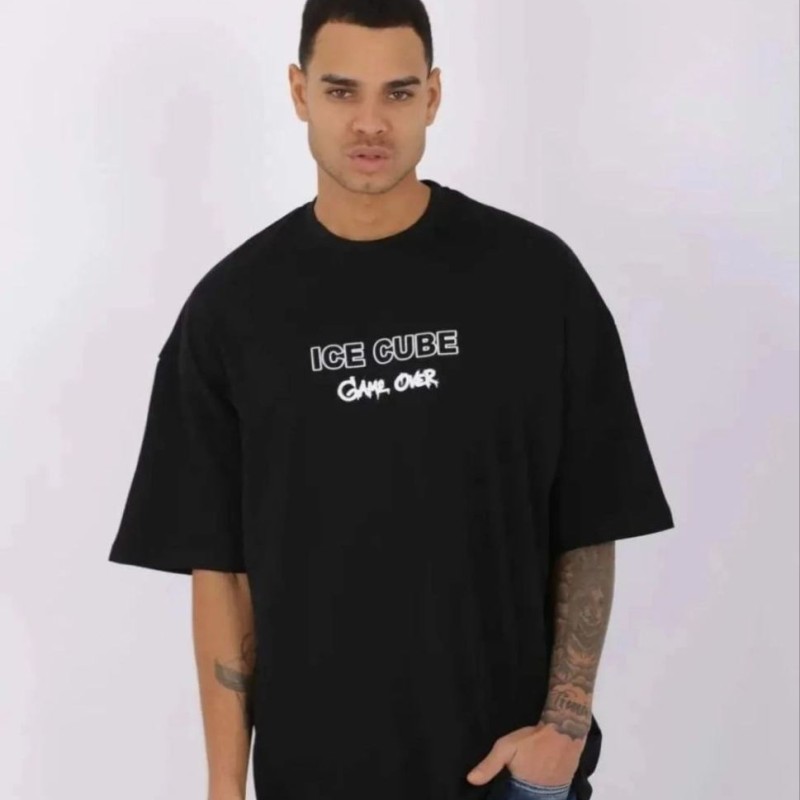 Erkek Kısa Kol Yazlık Tişört Bisiklet Yaka Baskılı Oversize T-Shirt - Siyah Erkek Kısa Kol Yazlık Tişört Bisiklet Yaka Baskılı Oversize T-Shirt - Siyah