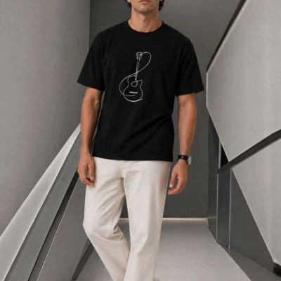 Erkek Minimal Gitar Baskılı Tişört T-Shirt Yazlık Kısa Kol Bisiklet Yaka T-Shirt - Siyah Erkek Minimal Gitar Baskılı Tişört T-Shirt Yazlık Kısa Kol Bisiklet Yaka T-Shirt - Siyah