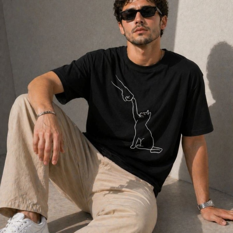 Erkek Minimal Kedi Çizim Baskılı Tişört Kısa Kol Yazlık T-Shirt - Siyah Erkek Minimal Kedi Çizim Baskılı Tişört Kısa Kol Yazlık T-Shirt - Siyah