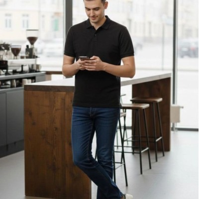 Erkek Polo Yaka Düğmeli Pike Kumaş Tişört Regular Fit Kısa Kol T-Shirt - Siyah Erkek Polo Yaka Düğmeli Pike Kumaş Tişört Regular Fit Kısa Kol T-Shirt - Siyah