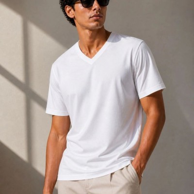Erkek V Yaka Basic Tişört Kısa Kol Yazlık Regular Fit T-Shirt - Beyaz Erkek V Yaka Basic Tişört Kısa Kol Yazlık Regular Fit T-Shirt - Beyaz