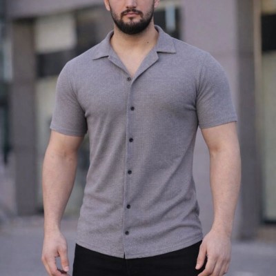 Erkek Waffle Kumaş Kısa Kollu Düğmeli Açık Yaka Regular Fit Gömlek - Gri Erkek Waffle Kumaş Kısa Kollu Düğmeli Açık Yaka Regular Fit Gömlek - Gri