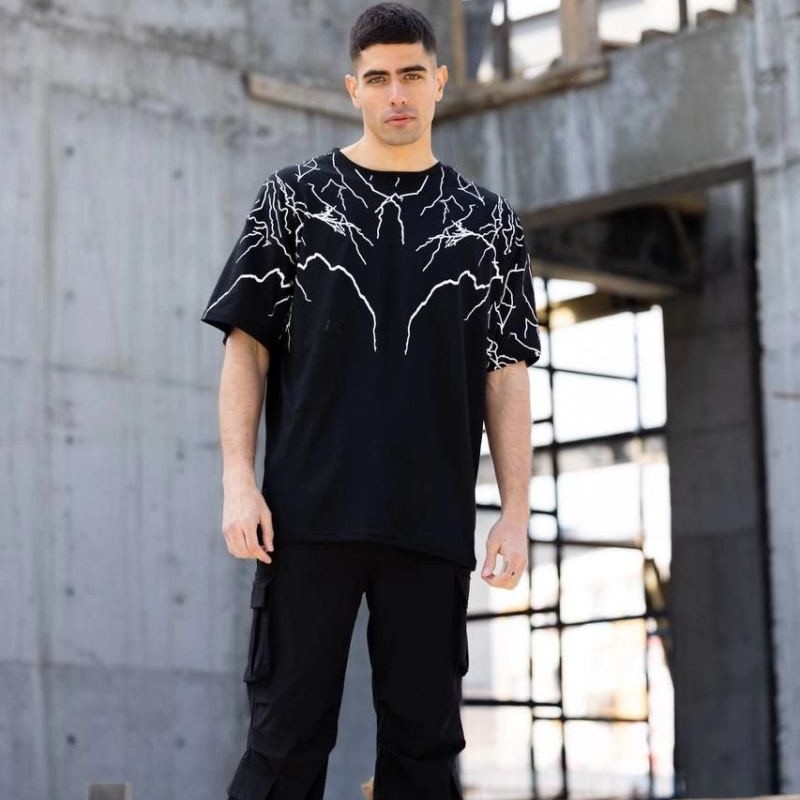 Erkek Yıldırım şimşek Baskılı T-Shirt Kısa Kol Bisiklet Yaka Tişört - Siyah Erkek Yıldırım şimşek Baskılı T-Shirt Kısa Kol Bisiklet Yaka Tişört - Siyah