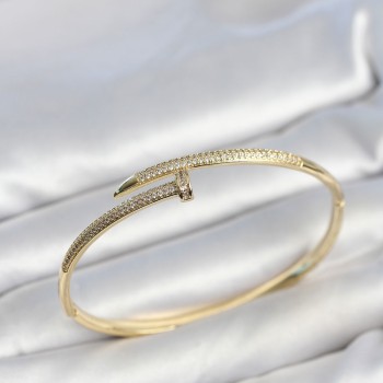 Gold Renk Çivi Model Zirkon Taşlı Kadın Kelepçe Bileklik