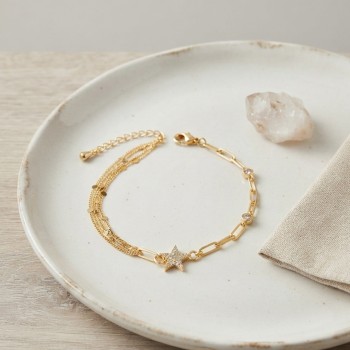 Gold Renk Pirinç Ataç ve Puntalı Zincirli Yıldız Model Kadın Bileklik