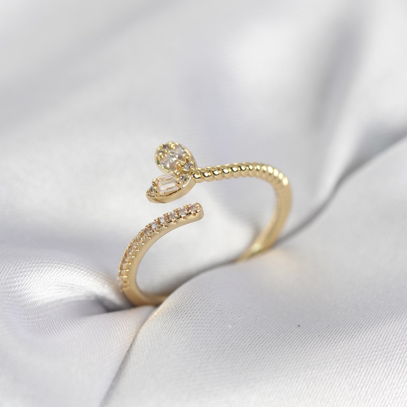 Gold Renk Pirinç Kuyruklu Kalp Model Kadın Yüzük Gold Renk Pirinç Kuyruklu Kalp Model Kadın Yüzük