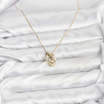 Gold Renk Pirinç Minimal Kelebek Charmlı Kadın Kolye Gold Renk Pirinç Minimal Kelebek Charmlı Kadın Kolye