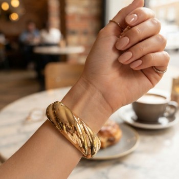 Gold Renk Pirinç Sarmal Model Vintage Kalın Kelepçe Bilezik Gold Renk Pirinç Sarmal Model Vintage Kalın Kelepçe Bilezik