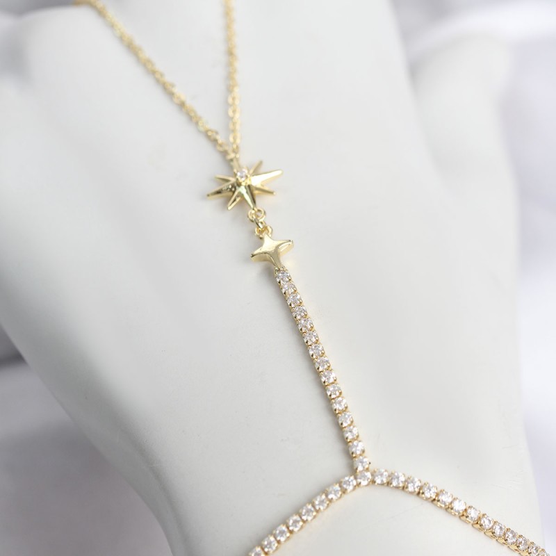 Gold Renk Pirinç Zirkon Taşlı Kutup Yıldızı Model Şahmeran Gold Renk Pirinç Zirkon Taşlı Kutup Yıldızı Model Şahmeran