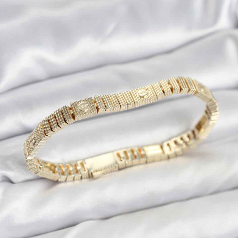 Gold Renk Vip Seri Bileklik Gold Renk Vip Seri Bileklik