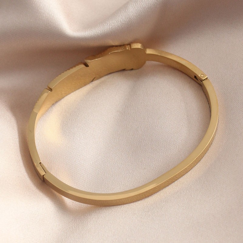 Gold Renk Yaprak Model Zirkon Taş Detay Kelepçe Kadın Bileklik Gold Renk Yaprak Model Zirkon Taş Detay Kelepçe Kadın Bileklik