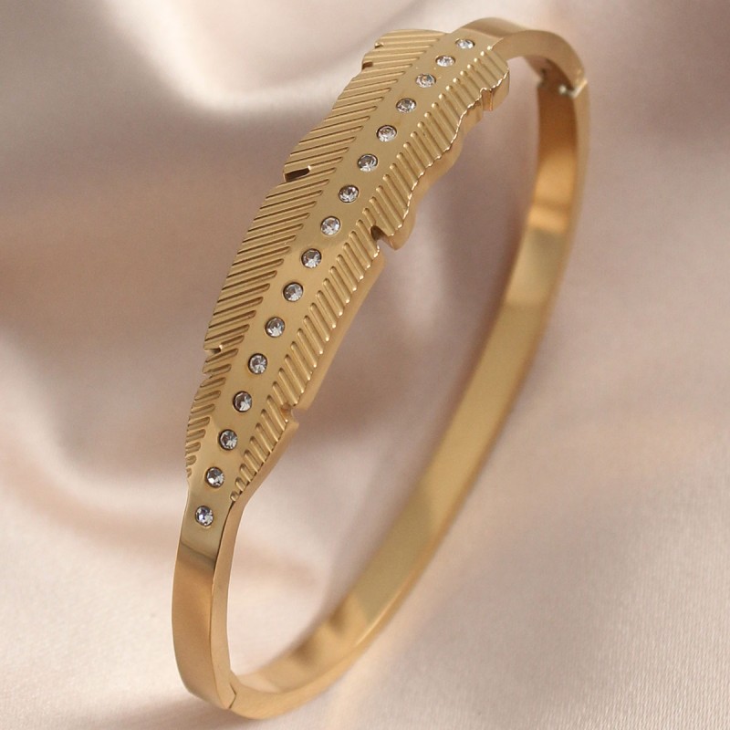 Gold Renk Yaprak Model Zirkon Taş Detay Kelepçe Kadın Bileklik Gold Renk Yaprak Model Zirkon Taş Detay Kelepçe Kadın Bileklik