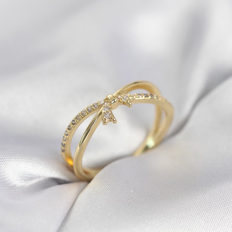 Gold Renk Zirkon Taşlı Fiyonk Model Kadın Yüzük Gold Renk Zirkon Taşlı Fiyonk Model Kadın Yüzük