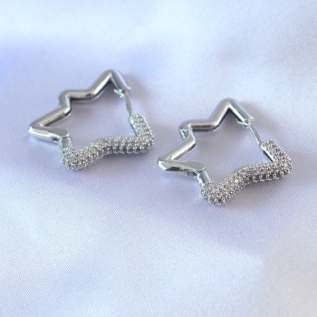 Gümüş Renk Yıldız Model Zirkon Taşlı Pirinç Kadın Küpe Gümüş Renk Yıldız Model Zirkon Taşlı Pirinç Kadın Küpe