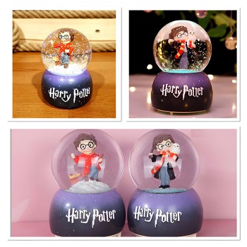 Harry Potter İçi Dönmeli Üflemeli Işıklı Müzikli Kar Küresi Büyük Boy Harry Potter İçi Dönmeli Üflemeli Işıklı Müzikli Kar Küresi Büyük Boy