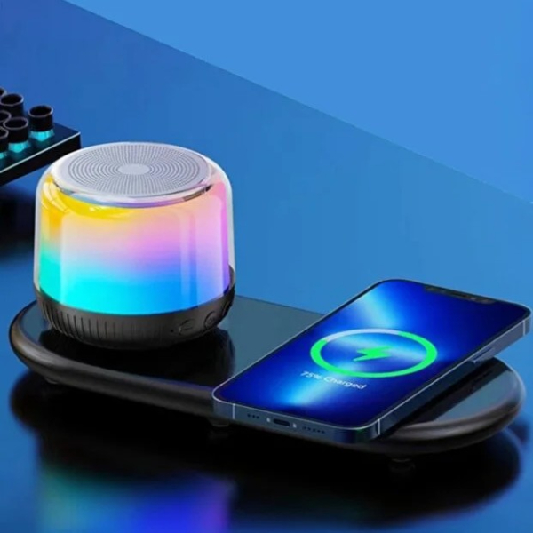 Kablosuz Şarj Standlı Bluetooth Hoparlör Kablosuz Şarj Standlı Bluetooth Hoparlör