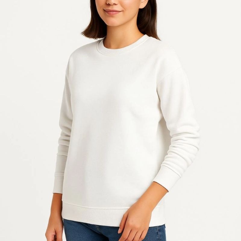 Kadın 3 İplik Pamuklu Düz Bisiklet Yaka SweatShirt - Beyaz Kadın 3 İplik Pamuklu Düz Bisiklet Yaka SweatShirt - Beyaz