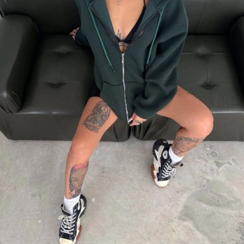 Kadın 3 İplik Pamuklu Kapüşonlu Kanguru Cepli Baskılı Oversize Hoodie Sweatshirt - Haki Kadın 3 İplik Pamuklu Kapüşonlu Kanguru Cepli Baskılı Oversize Hoodie Sweatshirt - Haki