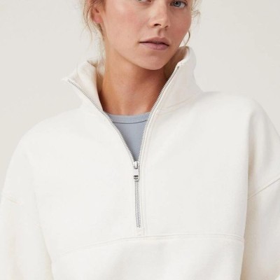 Kadın 3 İplik Pamuklu Oversize Yarım Fermuarlı Yakalı Basic Sweatshirt - Beyaz Kadın 3 İplik Pamuklu Oversize Yarım Fermuarlı Yakalı Basic Sweatshirt - Beyaz