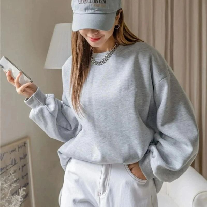 Kadın 3 İplik Pamuklu Oversize Yarım Fermuarlı Yakalı Basic Sweatshirt - Gri Kadın 3 İplik Pamuklu Oversize Yarım Fermuarlı Yakalı Basic Sweatshirt - Gri