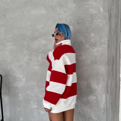 Kadın 3 İplik Pamuklu Parçalı Yakalı SweatShirt - Kırmızı Kadın 3 İplik Pamuklu Parçalı Yakalı SweatShirt - Kırmızı