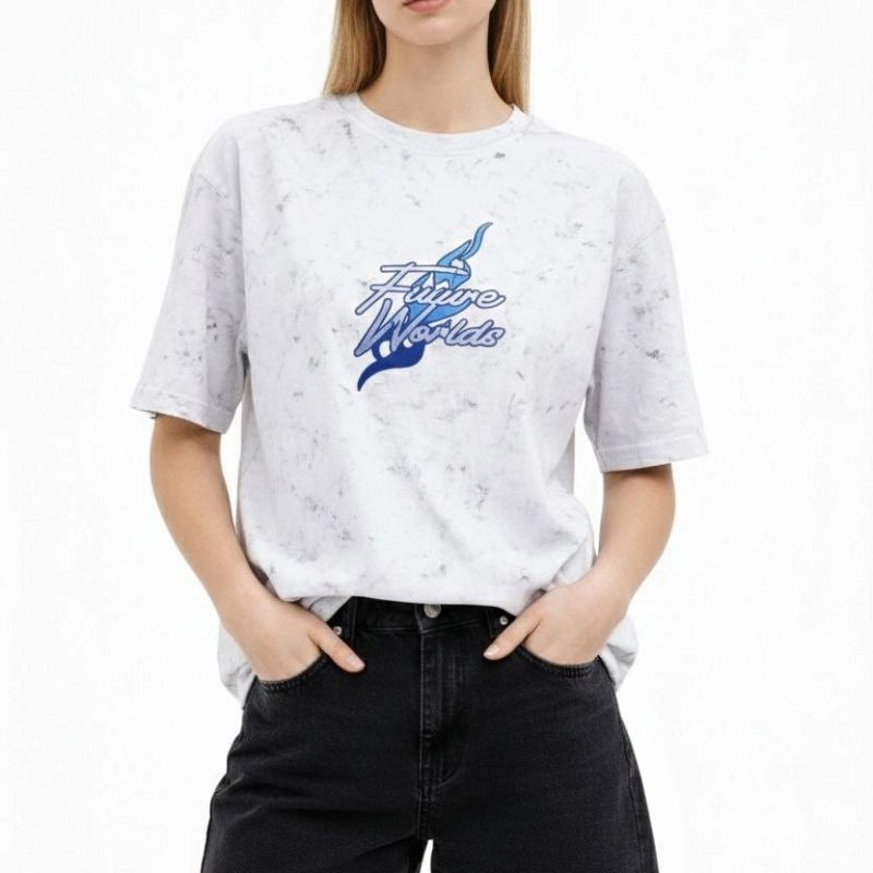 Kadın Asit Yıkamalı Oversize Tişört Bisiklet Yaka Kısa Kol T-shirt - Beyaz Kadın Asit Yıkamalı Oversize Tişört Bisiklet Yaka Kısa Kol T-shirt - Beyaz