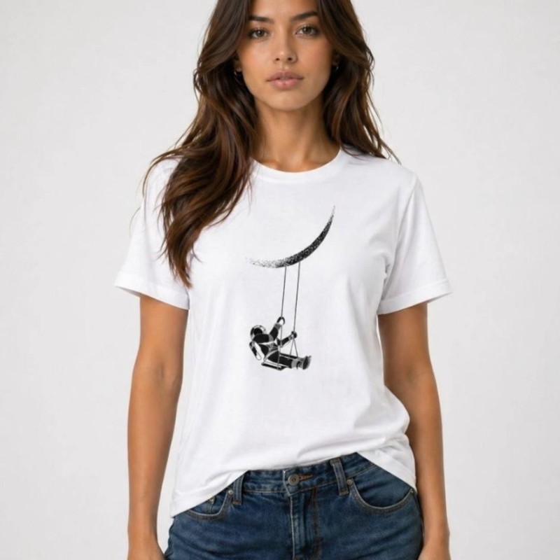 Kadın Astronot Ay Temalı Tişört Kısa Kol Yazlık Bisiklet Yaka T-Shirt - Beyaz Kadın Astronot Ay Temalı Tişört Kısa Kol Yazlık Bisiklet Yaka T-Shirt - Beyaz