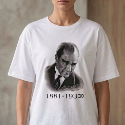Kadın Atatürk Baskılı Tişört Kısa Kollu Bisiklet Yaka T-Shirt - Beyaz Kadın Atatürk Baskılı Tişört Kısa Kollu Bisiklet Yaka T-Shirt - Beyaz