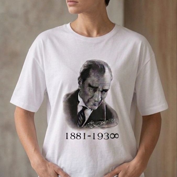 Kadın Atatürk Baskılı Tişört Kısa Kollu Bisiklet Yaka T-Shirt - Beyaz Kadın Atatürk Baskılı Tişört Kısa Kollu Bisiklet Yaka T-Shirt - Beyaz