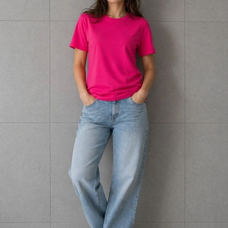 Kadın Basic Pamuklu Tişört Bisiklet Yaka Düz Renk Relaxed Fit T-Shirt - Fuşya Kadın Basic Pamuklu Tişört Bisiklet Yaka Düz Renk Relaxed Fit T-Shirt - Fuşya