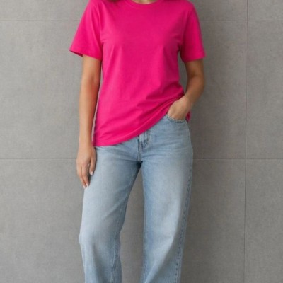Kadın Basic Pamuklu Tişört Bisiklet Yaka Düz Renk Relaxed Fit T-Shirt - Fuşya Kadın Basic Pamuklu Tişört Bisiklet Yaka Düz Renk Relaxed Fit T-Shirt - Fuşya