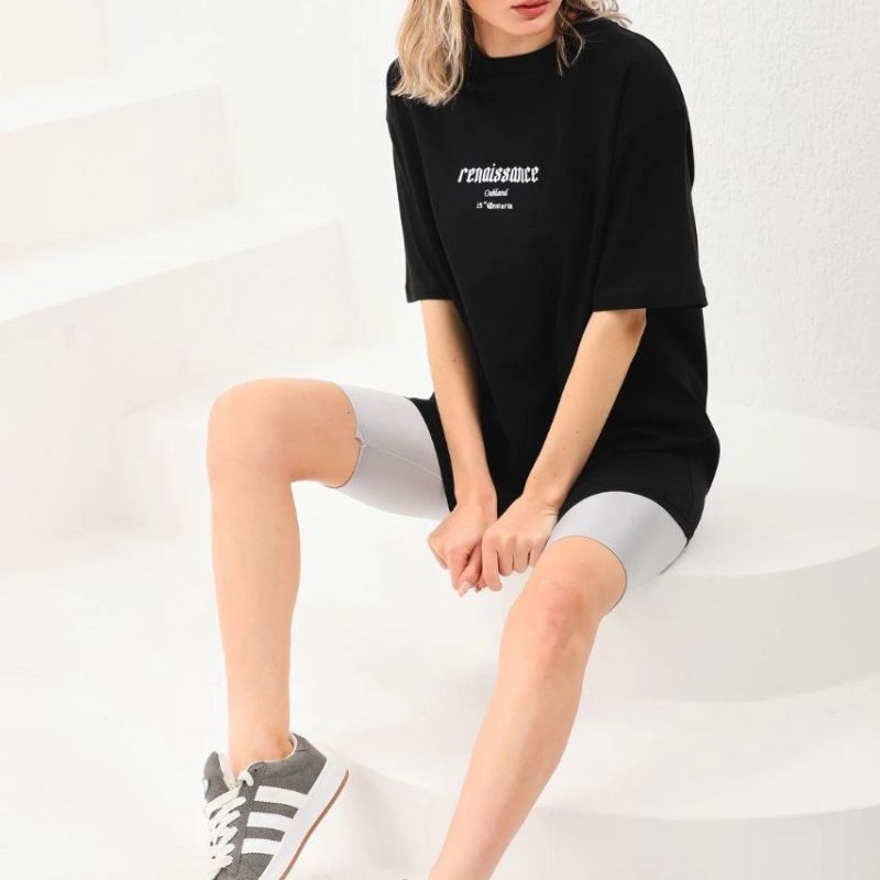 Kadın Baskılı Oversize Kısa kol T-Shirt - Siyah Kadın Baskılı Oversize Kısa kol T-Shirt - Siyah