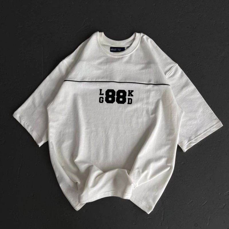 Kadın Baskılı T-Shirt Kısa Kol Bisiklet Yaka Oversize Rahat Kalıp Günlük Tişört - Beyaz Kadın Baskılı T-Shirt Kısa Kol Bisiklet Yaka Oversize Rahat Kalıp Günlük Tişört - Beyaz