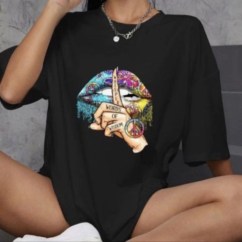 Kadın Baskılı T-Shirt Kısa Kol Bisiklet Yaka Oversize Rahat Kalıp Günlük Tişört - Siyah Kadın Baskılı T-Shirt Kısa Kol Bisiklet Yaka Oversize Rahat Kalıp Günlük Tişört - Siyah