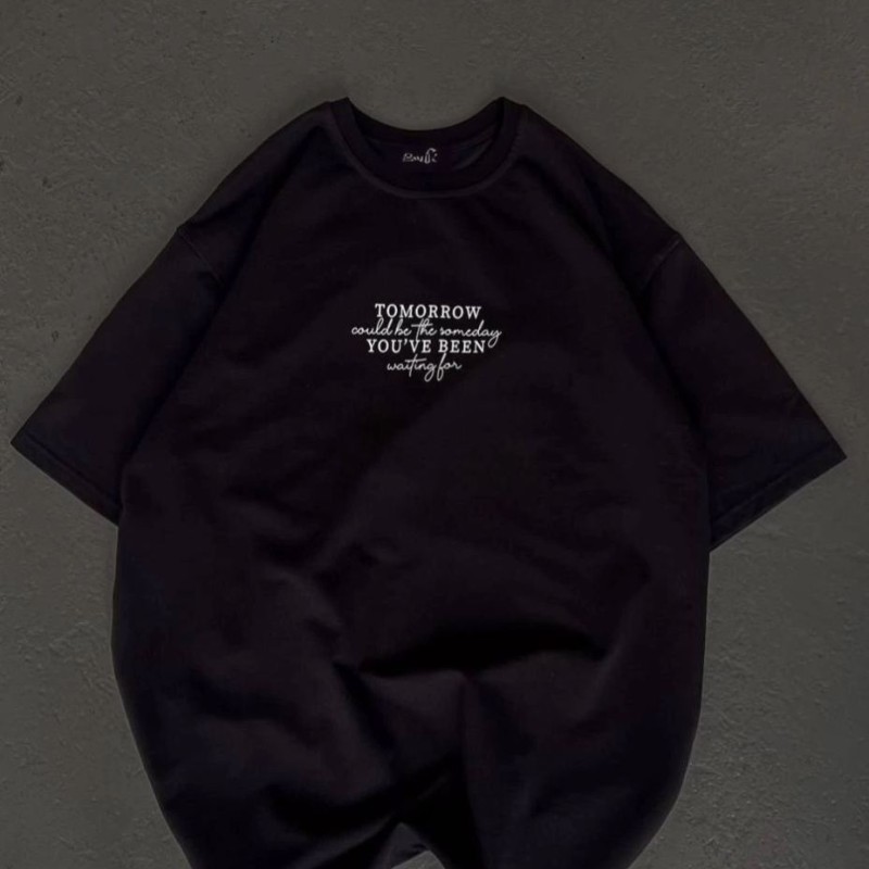 Kadın Baskılı T-Shirt Kısa Kol Bisiklet Yaka Oversize Rahat Kalıp Günlük Tişört - Siyah Kadın Baskılı T-Shirt Kısa Kol Bisiklet Yaka Oversize Rahat Kalıp Günlük Tişört - Siyah
