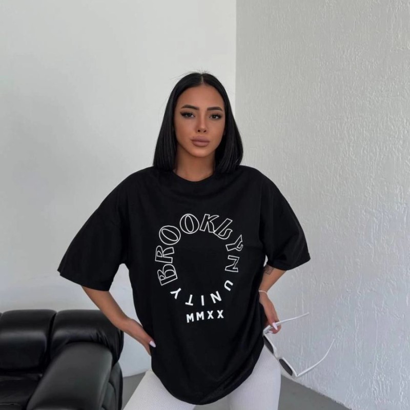 Kadın Baskılı T-Shirt Kısa Kol Bisiklet Yaka Oversize Rahat Kalıp Günlük Tişört - Siyah Kadın Baskılı T-Shirt Kısa Kol Bisiklet Yaka Oversize Rahat Kalıp Günlük Tişört - Siyah