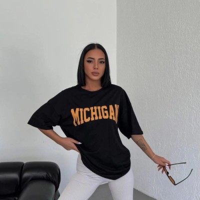 Kadın Baskılı T-Shirt Kısa Kol Bisiklet Yaka Oversize Tişört - Siyah Kadın Baskılı T-Shirt Kısa Kol Bisiklet Yaka Oversize Tişört - Siyah