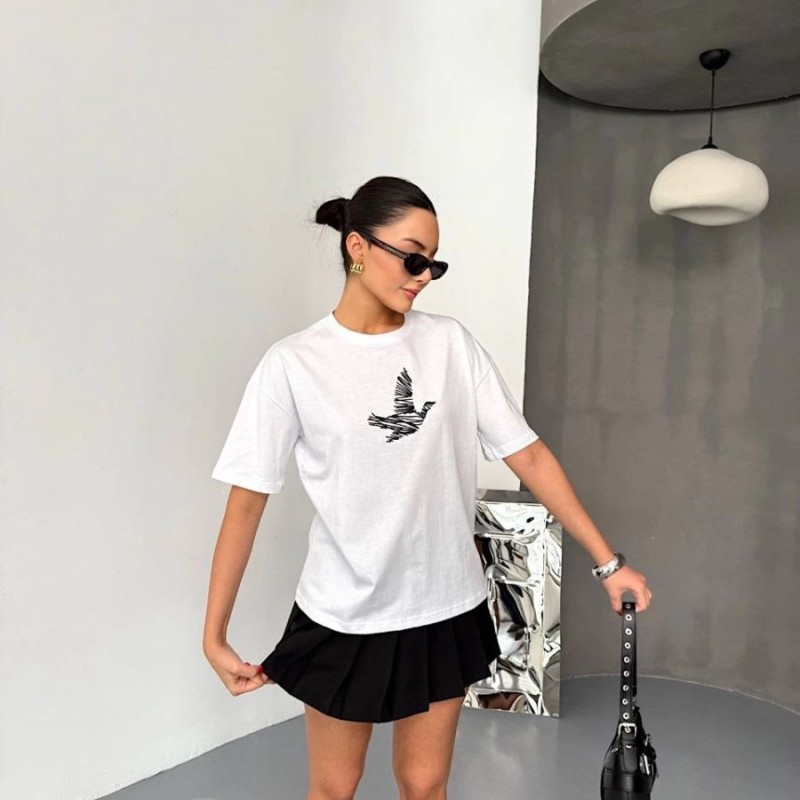 KADIN Baskılı T-Shirt Kısa Kol Bisiklet Yaka Regular Fit Yazlık Tişört - Beyaz KADIN Baskılı T-Shirt Kısa Kol Bisiklet Yaka Regular Fit Yazlık Tişört - Beyaz