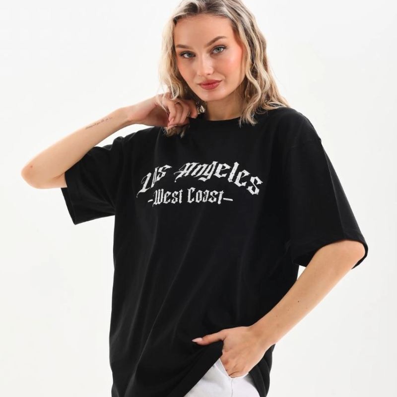 Kadın Baskılı Tişört Kısa Kol Bisiklet Yaka Oversize T-Shirt - Siyah Kadın Baskılı Tişört Kısa Kol Bisiklet Yaka Oversize T-Shirt - Siyah