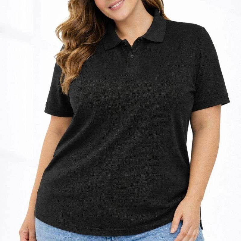 Kadın Battal Beden Tişört Polo Yaka Pike Kumaş Kısa Kol T-Shirt - Siyah Kadın Battal Beden Tişört Polo Yaka Pike Kumaş Kısa Kol T-Shirt - Siyah