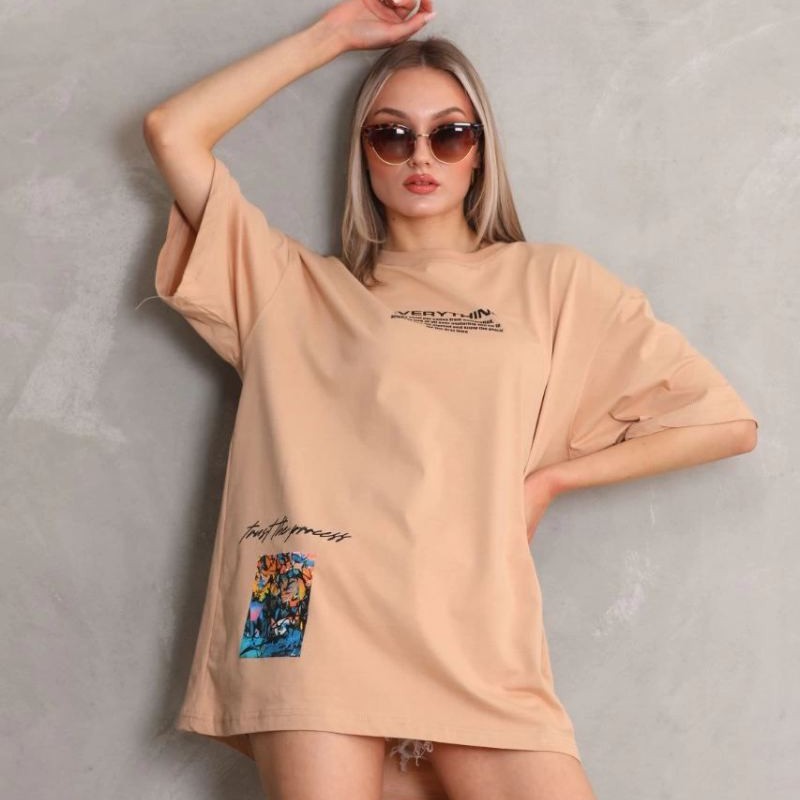 kadın Bisiklet Yaka Baskılı Oversize Kısa kol T-Shirt - Bej kadın Bisiklet Yaka Baskılı Oversize Kısa kol T-Shirt - Bej