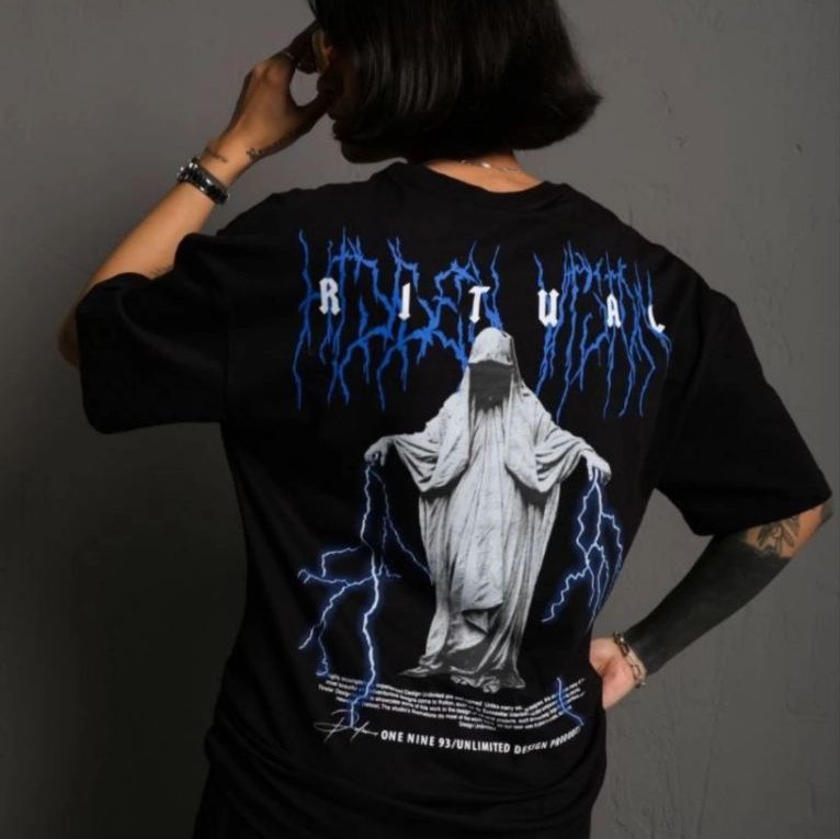 kadın Bisiklet Yaka Baskılı Oversize Kısa kol T-Shirt - Siyah kadın Bisiklet Yaka Baskılı Oversize Kısa kol T-Shirt - Siyah