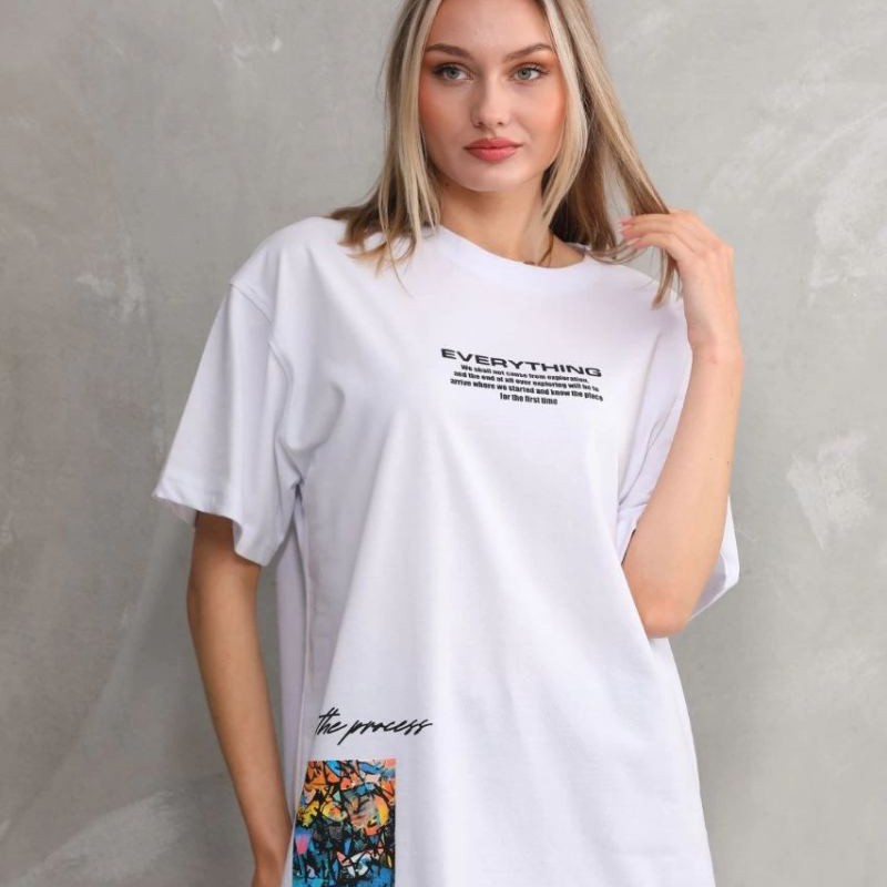 kadın Bisiklet Yaka Baskılı Oversize T-Shirt - Beyaz kadın Bisiklet Yaka Baskılı Oversize T-Shirt - Beyaz