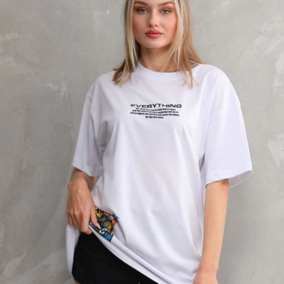 kadın Bisiklet Yaka Baskılı Oversize T-Shirt - Beyaz kadın Bisiklet Yaka Baskılı Oversize T-Shirt - Beyaz