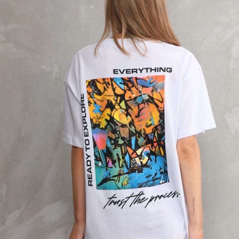 kadın Bisiklet Yaka Baskılı Oversize T-Shirt - Beyaz kadın Bisiklet Yaka Baskılı Oversize T-Shirt - Beyaz
