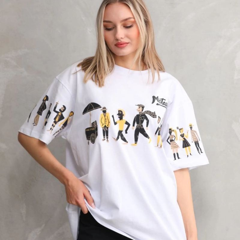 kadın Bisiklet Yaka Baskılı Oversize T-Shirt - Beyaz kadın Bisiklet Yaka Baskılı Oversize T-Shirt - Beyaz