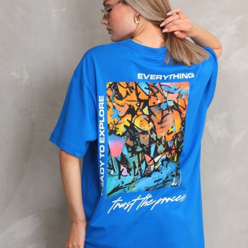 kadın Bisiklet Yaka Baskılı Oversize T-Shirt - Mavi kadın Bisiklet Yaka Baskılı Oversize T-Shirt - Mavi