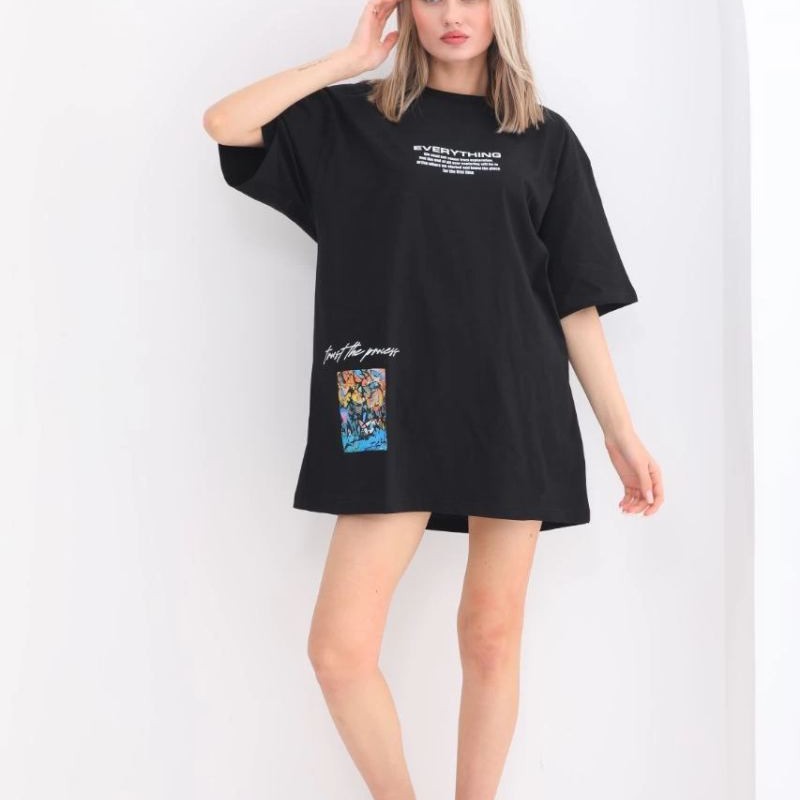 kadın Bisiklet Yaka Baskılı Oversize T-Shirt - Siyah kadın Bisiklet Yaka Baskılı Oversize T-Shirt - Siyah
