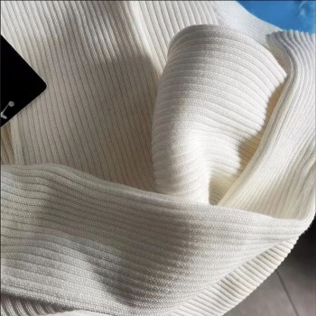 Kadın Boğazlı Triko Elbise Uzun Fitilli Esnek Dokuma Tam Kalıp Baharlık 130 cm - Beyaz Kadın Boğazlı Triko Elbise Uzun Fitilli Esnek Dokuma Tam Kalıp Baharlık 130 cm - Beyaz